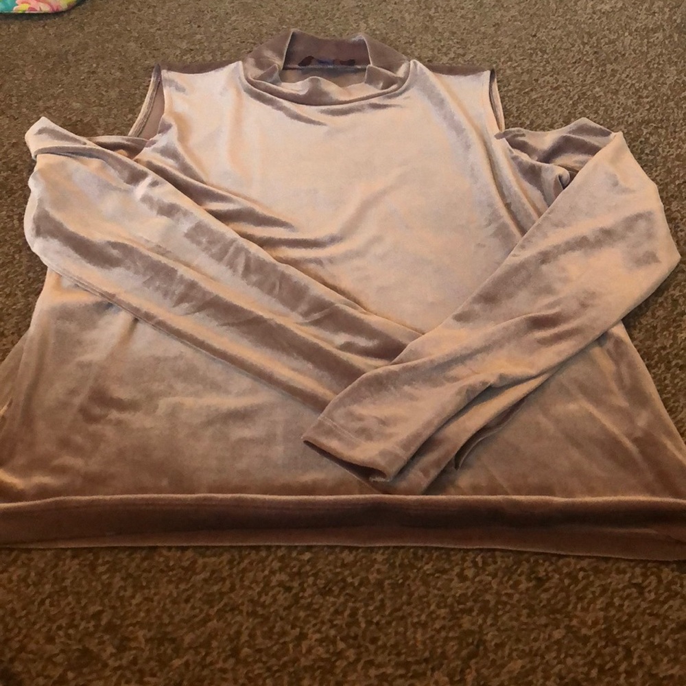 Velour Turtleneck cold shoulder mauve top